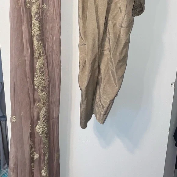 Imrozia premium -like new
Medium. Worn once. - Picture 11 of 16